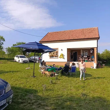 Maki Village Bukorovac